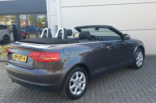 Audi A3 (2010) thumbnail 6