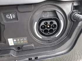 Peugeot 3008 (2024) thumbnail 12