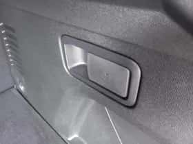 Peugeot 3008 (2024) thumbnail 20