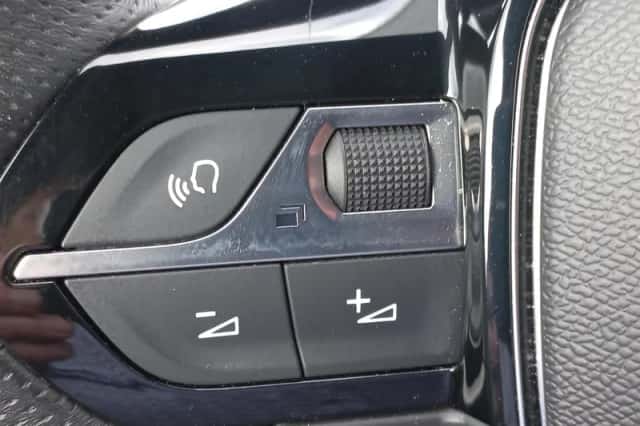 Peugeot 3008 (2024) thumbnail 24