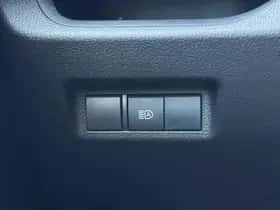 Toyota RAV4 (2020) thumbnail 24