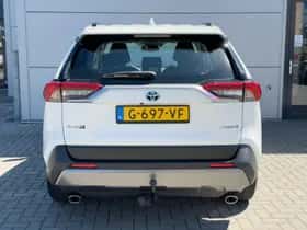 Toyota RAV4 (2020) thumbnail 4
