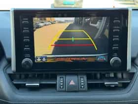 Toyota RAV4 (2020) thumbnail 8