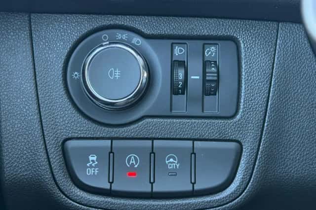 Opel Karl (2019) thumbnail 12
