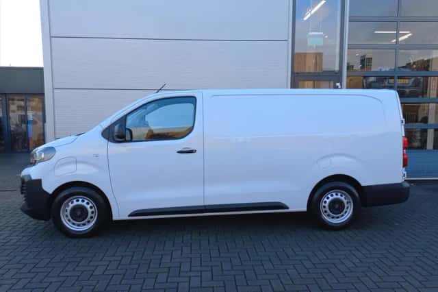 Opel Vivaro-e (2025) thumbnail 3