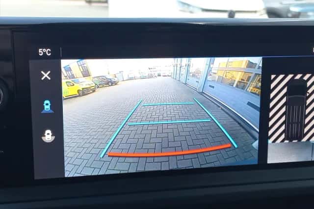 Opel Vivaro-e (2025) thumbnail 8