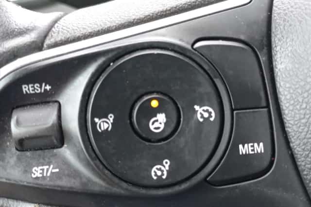 Opel Grandland X (2020) thumbnail 21