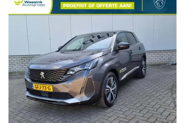 Peugeot 3008 (2024) thumbnail 1