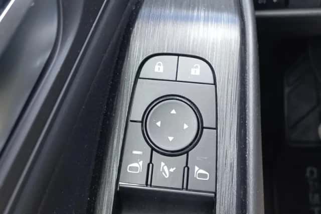 Nissan Qashqai (2023) thumbnail 24