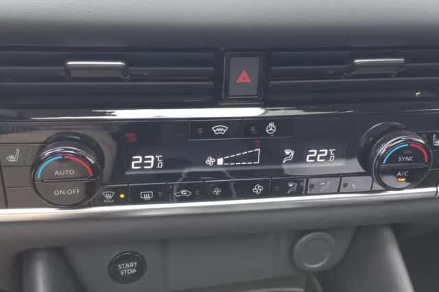 Nissan Qashqai (2023) thumbnail 6