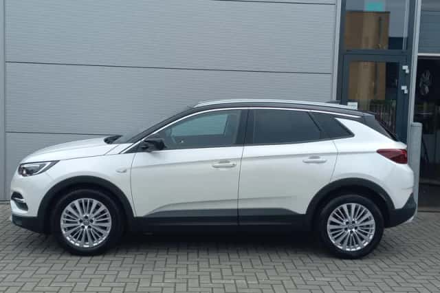 Opel Grandland X (2020) thumbnail 3