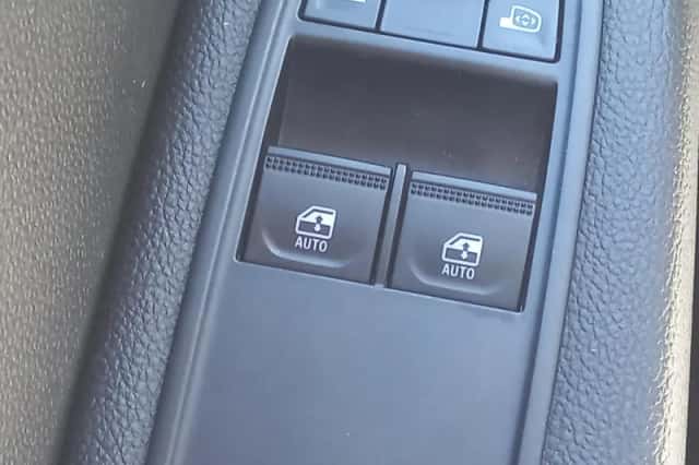 Renault Clio (2021) thumbnail 14