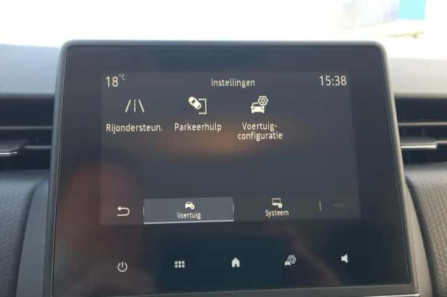 Renault Clio (2021) thumbnail 23