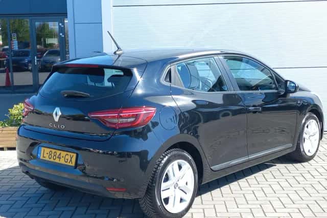 Renault Clio (2021) thumbnail 4
