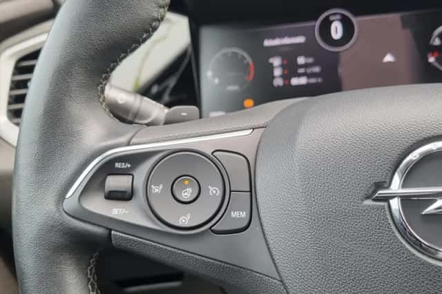 Opel Grandland (2023) thumbnail 14