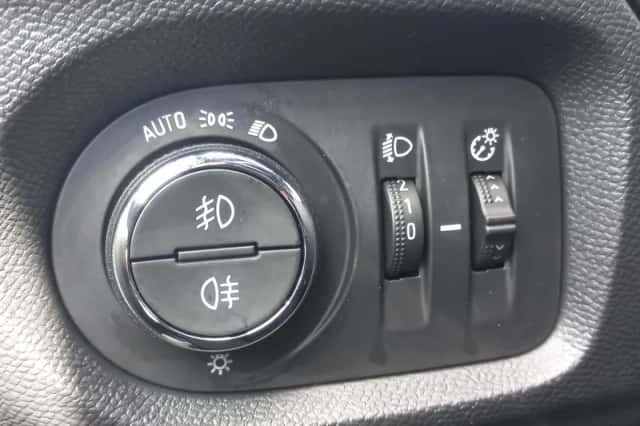 Opel Corsa (2021) thumbnail 15