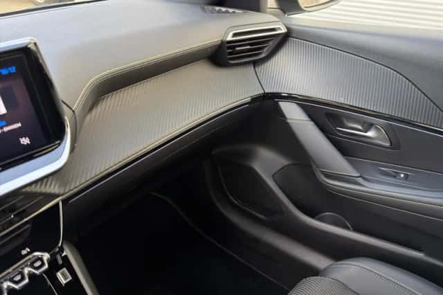 Peugeot 208 (2024) thumbnail 11