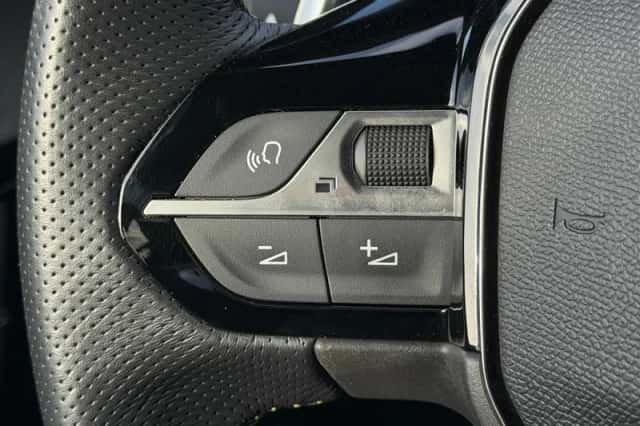 Peugeot 208 (2024) thumbnail 20