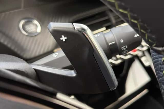 Peugeot 208 (2024) thumbnail 23