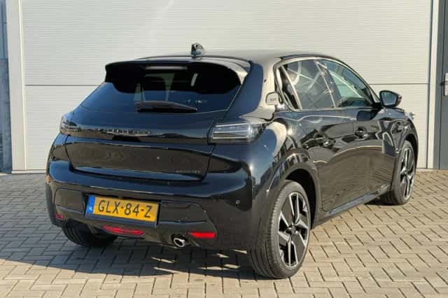 Peugeot 208 (2024) thumbnail 5