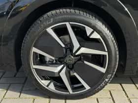 Peugeot 208 (2024) thumbnail 8