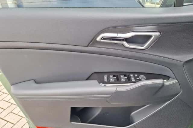 Kia Sportage (2024) thumbnail 26