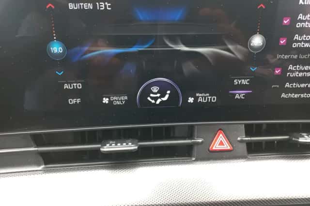 Kia Sportage (2024) thumbnail 7