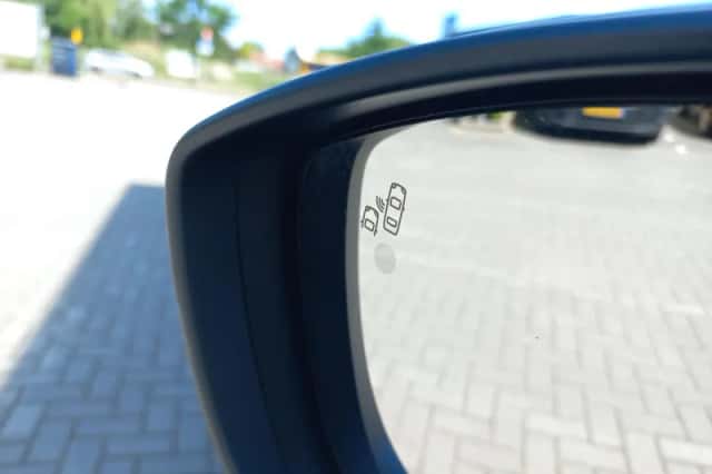 Opel Mokka (2022) thumbnail 23