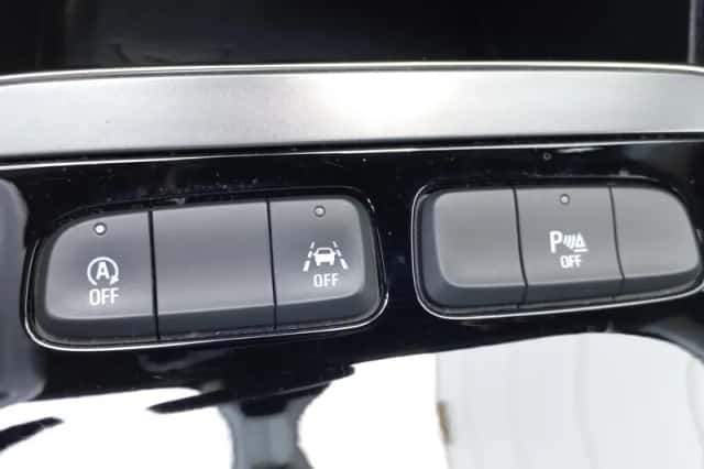 Opel Mokka (2022) thumbnail 26
