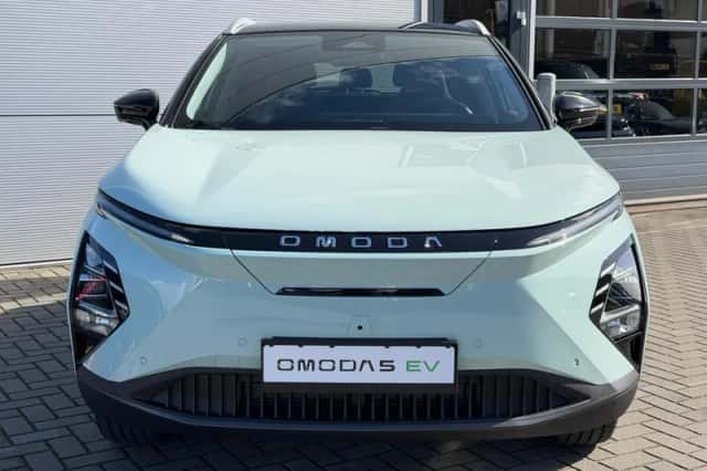 Omoda 5 EV (2026) thumbnail 2