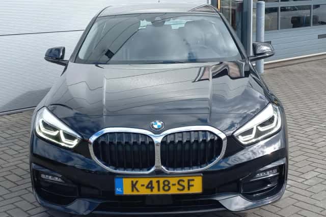 BMW 1-Serie (2021) thumbnail 2
