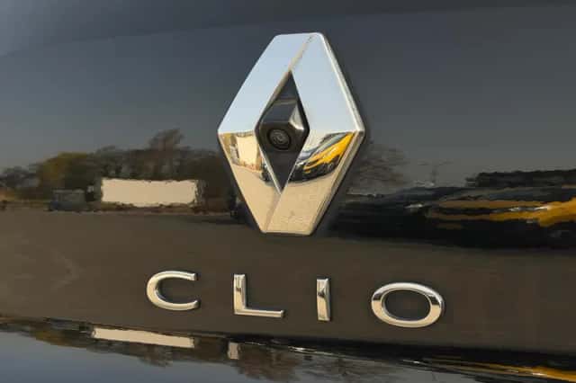 Renault Clio (2020) thumbnail 33