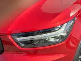Volvo XC40 (2018) thumbnail 34