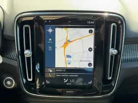 Volvo XC40 (2018) thumbnail 6