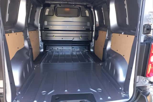 Opel Vivaro (2024) thumbnail 14