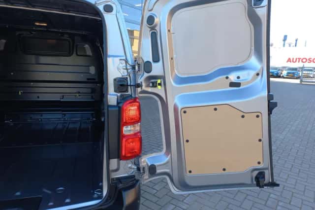 Opel Vivaro (2024) thumbnail 15