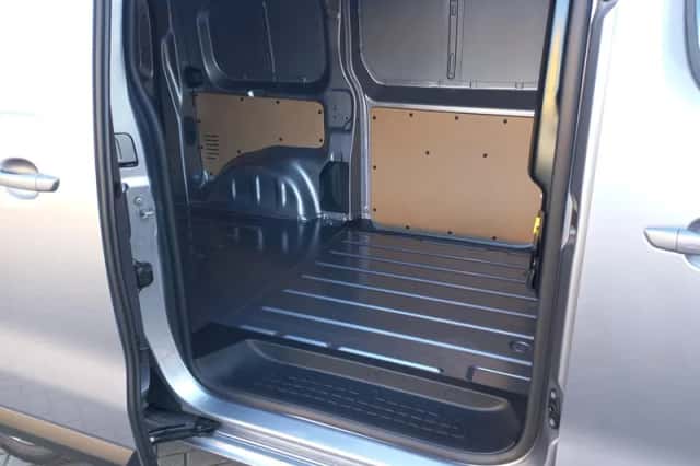 Opel Vivaro (2024) thumbnail 16