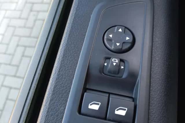 Opel Vivaro (2024) thumbnail 19