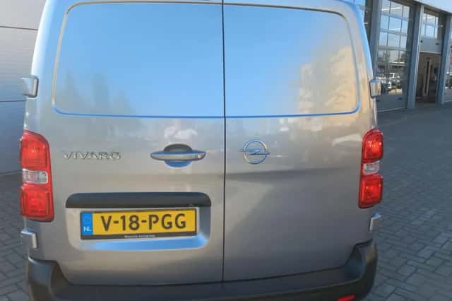 Opel Vivaro (2024) thumbnail 4