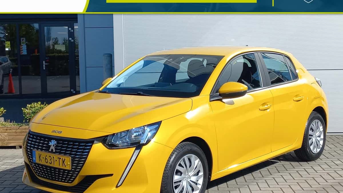 Peugeot 208 (2021) — foto 1