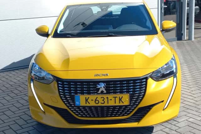 Peugeot 208 (2021) thumbnail 2