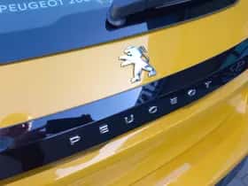 Peugeot 208 (2021) thumbnail 23