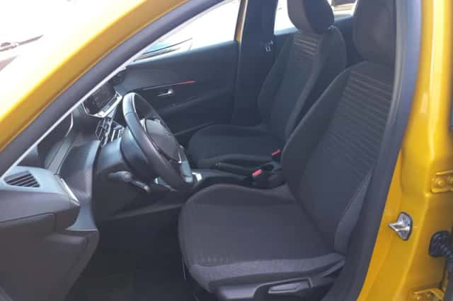 Peugeot 208 (2021) thumbnail 10
