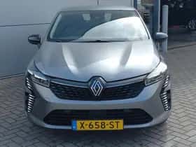Renault Clio (2024) thumbnail 2
