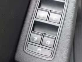Renault Clio (2024) thumbnail 16