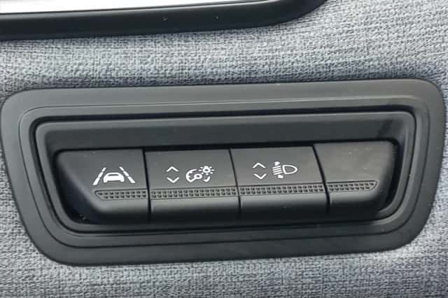 Renault Clio (2024) thumbnail 22