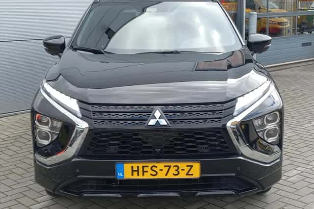 Mitsubishi Eclipse Cross (2023) thumbnail 3