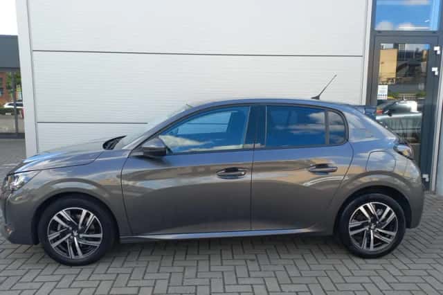 Peugeot 208 (2021) thumbnail 3