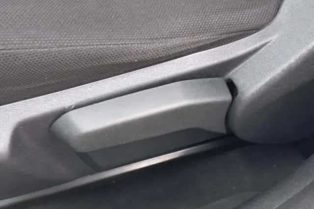 Peugeot 108 (2021) thumbnail 11