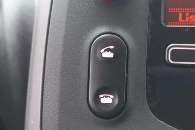 Peugeot 108 (2021) thumbnail 8